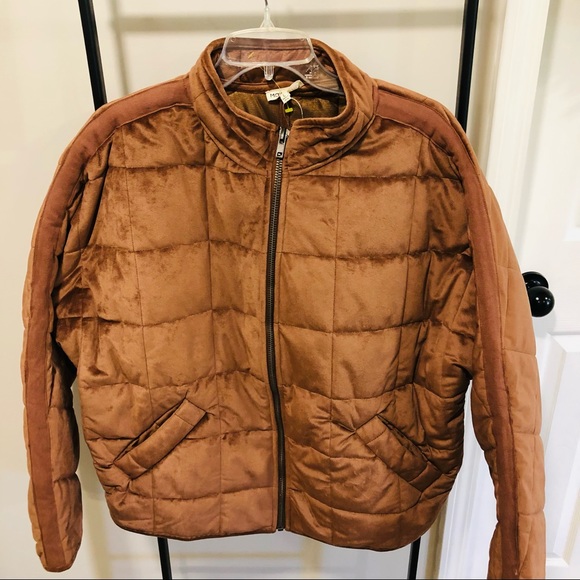 Main Strip Soft Quilted Dusty Pink Jacket - Picture 12 of 15